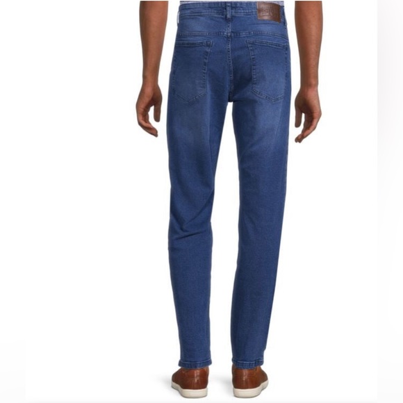 NWT CAVALLI CLASS BY ROBERTO CAVALLI
Medium Wash Straight Leg Men’s Jean… - Picture 2 of 4